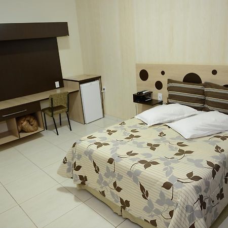 Hotel Querencia Pitanga Esterno foto